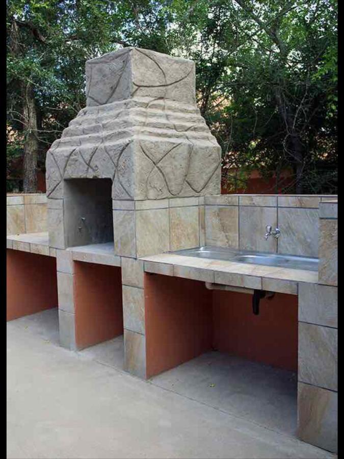 John And Noleen'S Place Marloth Park Extérieur photo